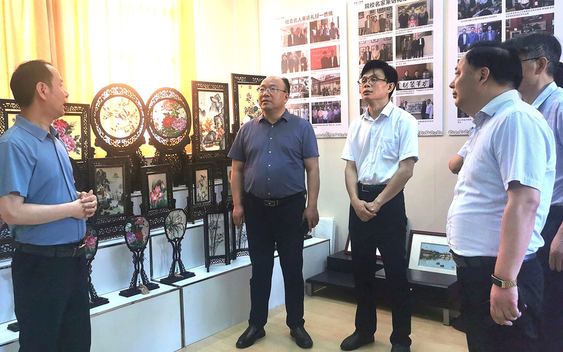 盐城师范学院来访礼好一然绣研究院开展职业技能教育建设经验交流